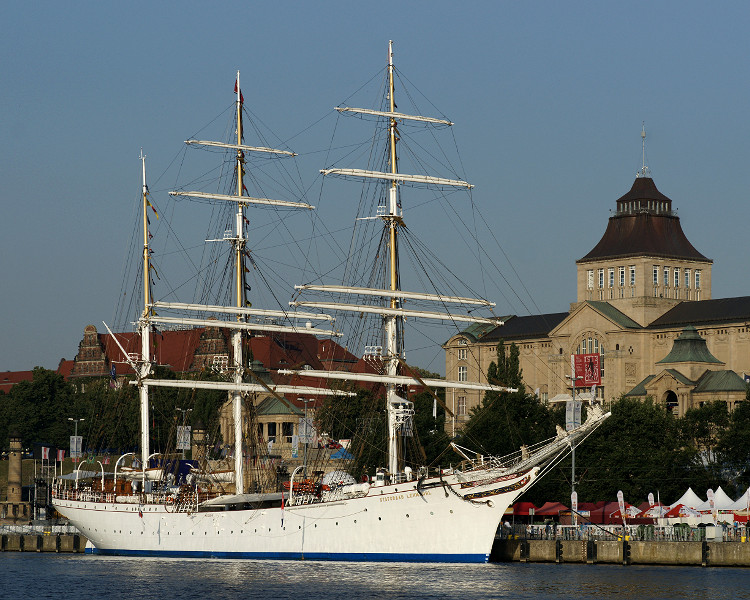 Statsraad Lehmkuhl