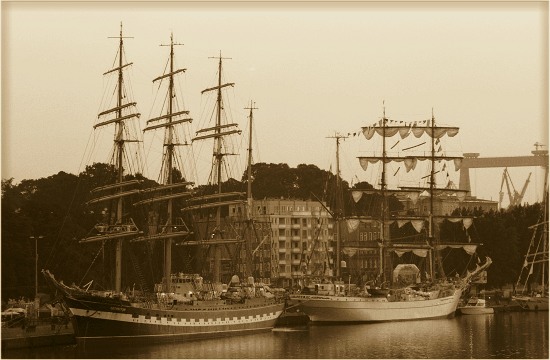 Krusenstern and Cuauhtemoc